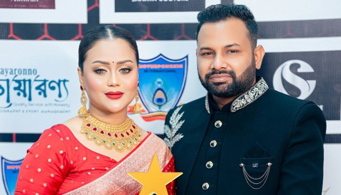 আইসিইউতে বারিশা হকের স্বামী