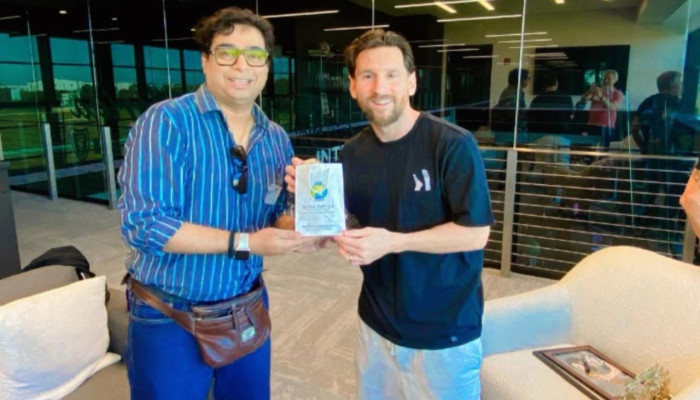 মেসিকে কলকাতায় আনার মূল উদ্যোক্তা শতদ্রু আটক