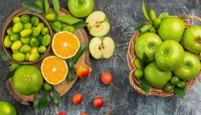 খালি পেটে ফল খাওয়া কি ক্ষতিকর?