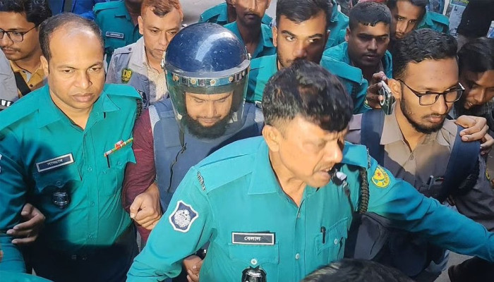 স্ত্রীর সঙ্গে ঝামেলা হয়েছে’ বলে গাড়ি ম্যানেজ করেন ফয়সাল