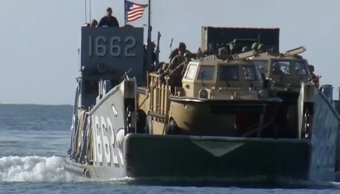 ভেনেজুয়েলায় মাদকবিরোধী অভিযান চালাতে কংগ্রেসের অনুমতির প্রয়োজন নেই: ট্রাম্প