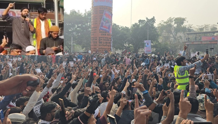 উপদেষ্টারা না আসা পর্যন্ত শাহবাগ ছাড়ব না : জাবের