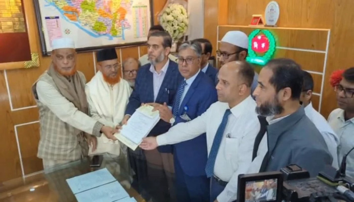 ঢাকা-১৫ আসনে মনোনয়ন জমা দিলেন জামায়াত আমির