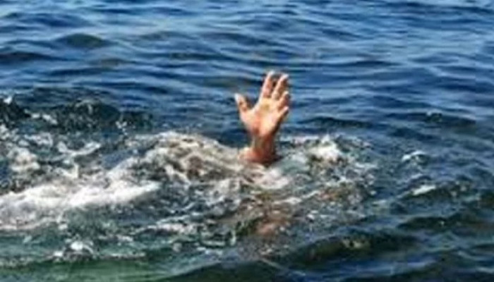 অসুস্থ দাদাকে দেখতে এসে পানিতে ডুবে শিশুর মৃত্যু