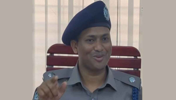 নির্বাচনে আইনশৃঙ্খলা বাহিনীর হাতে একে-৪৭ থাকবে