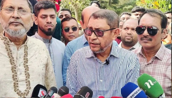 মানুষের দুয়ারে চিকিৎসাসেবা পৌঁছে দিতে চাই: স্বাস্থ্যমন্ত্রী