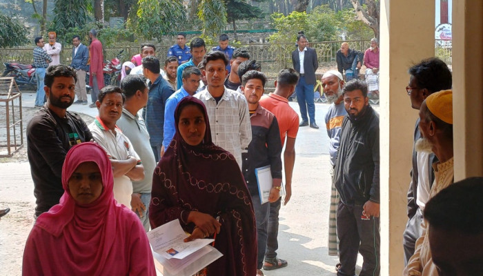 জাতীয় সংগীত লিখতে না পারায় সব চাকরিপ্রার্থী বাদ