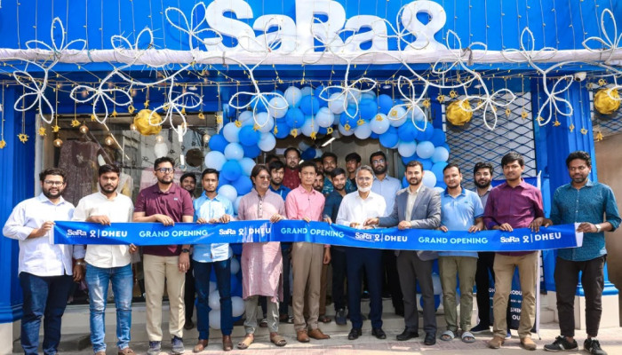 নরসিংদীতে সারা লাইফস্টাইলের ১৭ তম আউটলেটের ওপেনিং