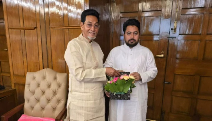 ঐক্যমতের সরকার গঠনে সরকারি-বিরোধী দলীয় চিফ হুইপদের আলোচনা