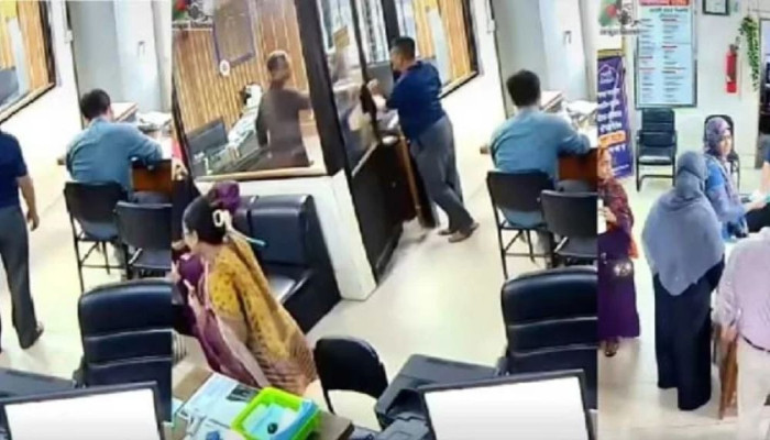 এনআইডির কপি চাওয়ায় ব্যাংকারের বিরুদ্ধে মামলা, আসামি সাংবাদিকও