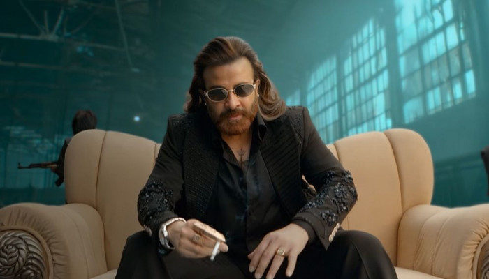 প্রকাশ্যে 'প্রিন্স' টিজার, গ্যাংস্টার অবতারে ঈদে আসছেন শাকিব