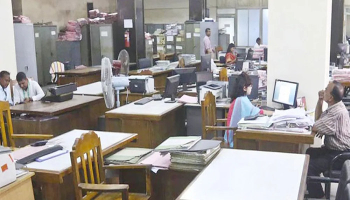 সরকারি চাকরিজীবীদের শেষ কর্মদিবস আজ, কাল থেকে ৭ দিনের ছুটি