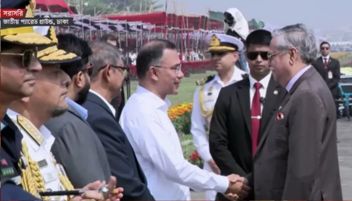 জাতীয় প্যারেড স্কয়ারের অনুষ্ঠানে রাষ্ট্রপতি ও প্রধানমন্ত্রী