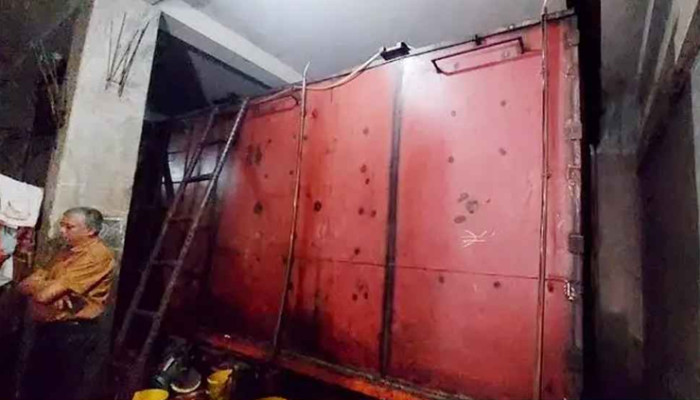 শেরপুরে আবাসিক ভবনে ট্যাংক স্থাপন করে ডিজেল মজুত, ব্যবসায়ীকে জরিমানা