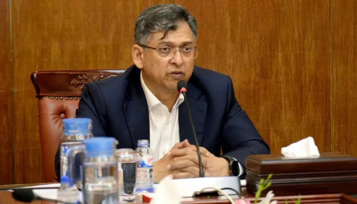 আন্তর্জাতিক বাজারে ঊর্ধ্বগতি হলেও দেশে বাড়ছে না তেলের দাম- স্বরাষ্ট্রমন্ত্রী