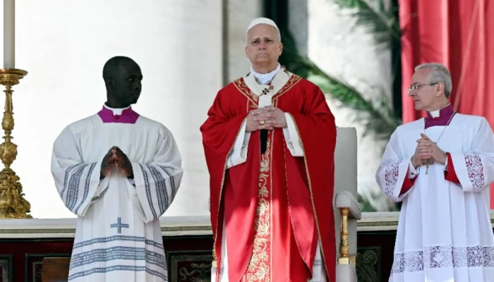 যুদ্ধবাজদের প্রার্থনা সৃষ্টিকর্তা কবুল করেন না: পোপ লিও