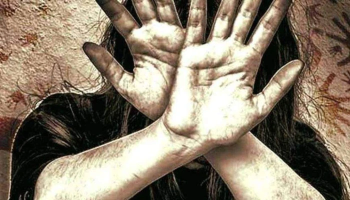 ফ্যামিলি কার্ডের প্রলোভন দেখিয়ে বিধবাকে হোটেলে নিয়ে ধর্ষণ, অতঃপর