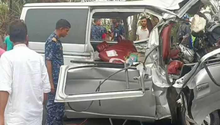 নববধূ নিয়ে বাড়ি ফেরার পথে ট্রাকচাপায় মুহূর্তেই সব শেষ