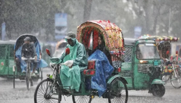 রাজধানীতে বজ্রসহ বৃষ্টির পূর্বাভাস