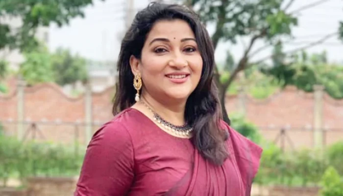 আমাকে ‘জাতীয় ফুপু’ বানিয়ে দিয়েছে : দীপা খন্দকার