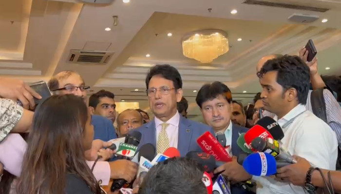 শিক্ষায় পাকিস্তানের অগ্রগতিতে অভিভূত শিক্ষামন্ত্রী