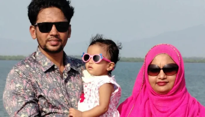 মোটরসাইকেল থেকে ছিটকে পড়ে ২ বছরের শিশু, বাঁচাতে গিয়ে প্রাণ গেল মা-সন্তানের
