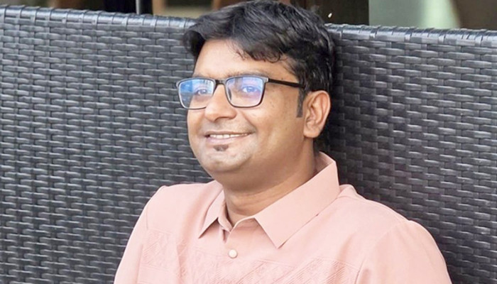 ফেসবুকে স্ট্যাটাস দিয়ে ব্যবসায়ীর আত্মহত্যা
