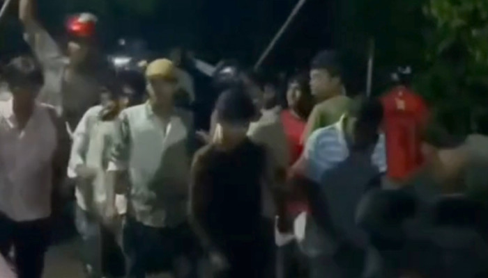 ব্রাহ্মণবাড়িয়ায় রাতভর পৃথক সংঘর্ষে আহত ২৫