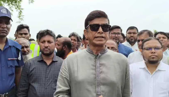বাস্তব চিত্র জানলে এই ব্রিজ উদ্বোধন করতেই আসতাম না: প্রতিমন্ত্রী ফরহাদ