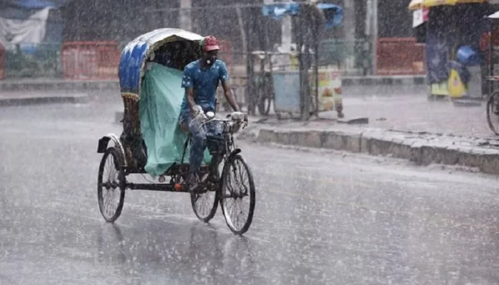 দুপুরের মধ্যে রাজধানীতে বজ্রবৃষ্টির আভাস