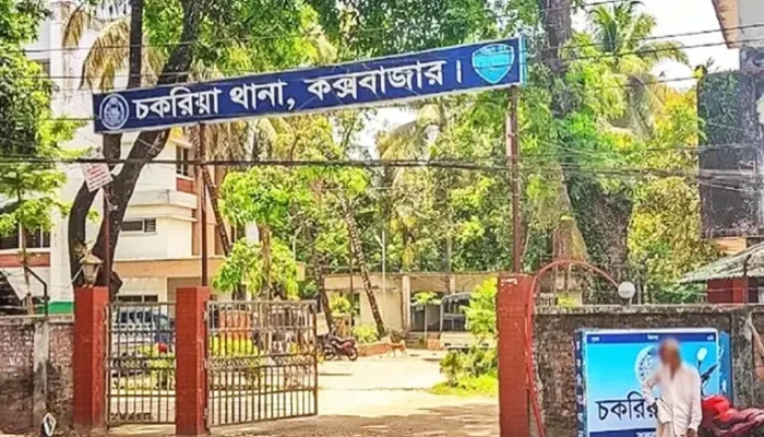 জুমার নামাজের পর মাদকাসক্ত ছেলের হাতে প্রাণ গেলো বৃদ্ধ বাবার