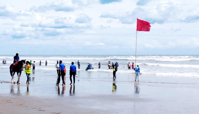 ১০ অঞ্চলের নদীবন্দরে এক নম্বর সংকেত