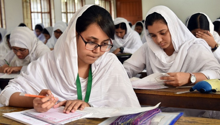 বৃহস্পতিবার শুরু হচ্ছে এইচএসসি, মানতে হবে যে যে নির্দেশনা
