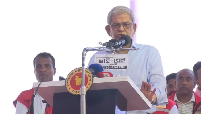 ‘১৭ বছর ফ্যাসিবাদের বিরুদ্ধে আন্দোলন করেও মাথা নোয়াইনি’
