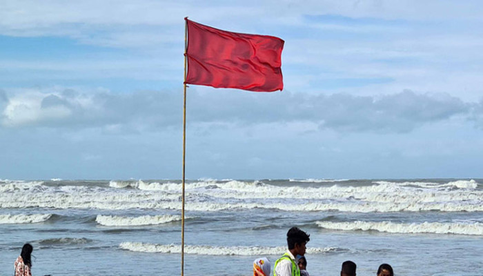 দেশের সব সমুদ্রবন্দরে ৩ নম্বর সতর্কতা সংকেত