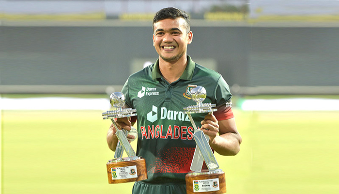 এবার এপিএলে নাম লেখালেন তাসকিন