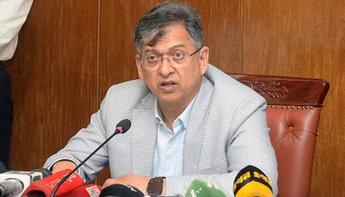 চাঁদাবাজি নিয়ে সালমান মুক্তাদিরের ঢালাও অভিযোগ গ্রহণযোগ্য নয়: স্বরাষ্ট্রমন্ত্রী