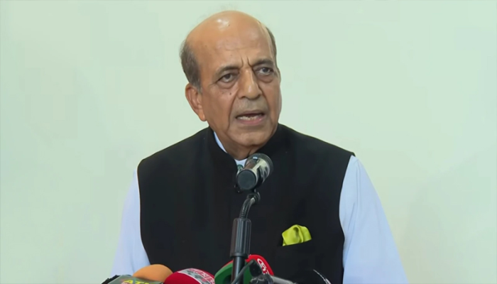 শেখ হাসিনাকে ঢুকতে দেওয়া ছাড়া ভারতের হাতে আর কোনো উপায় ছিল না: দীনেশ ত্রিবেদী