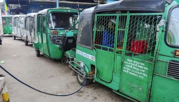 দাম বাড়ল অটোগ্যাসেরও