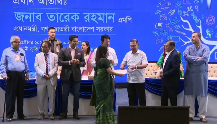 শতাধিক গুণী শিক্ষককে সম্মাননা দিলেন প্রধানমন্ত্রী