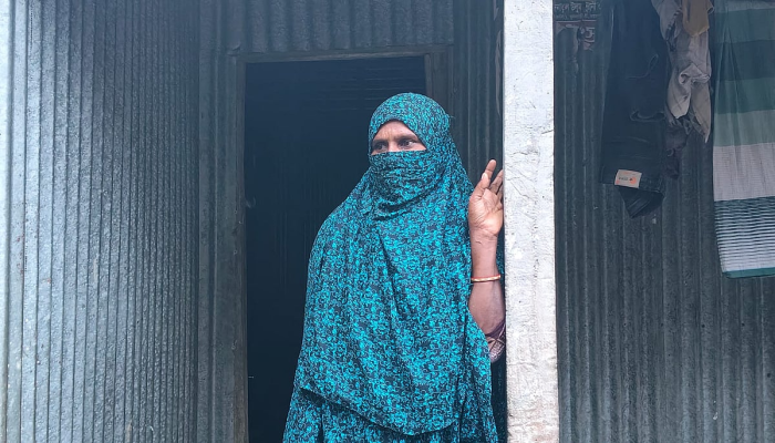 ফ্যামিলি কার্ডের জন্য টিপসই দিয়ে বিধবা জানলেন ‘বিয়ে হয়ে গেছে’