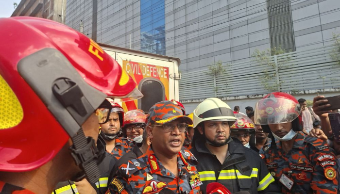 গাজীপুরে ওষুধ কারাখানার আগুন নিয়ন্ত্রণে