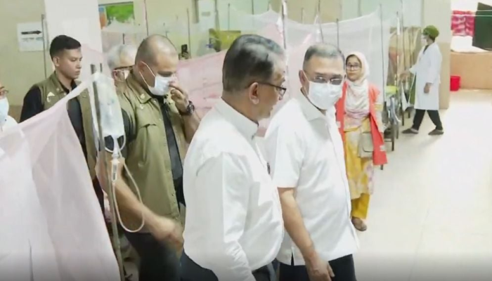 শিশু হাসপাতালে চিকিৎসকের কক্ষে ধূমপান, বরখাস্তের নির্দেশ প্রধানমন্ত্রীর