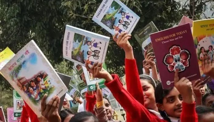 শিক্ষাক্রমে যুক্ত হচ্ছে নতুন ৪ বই