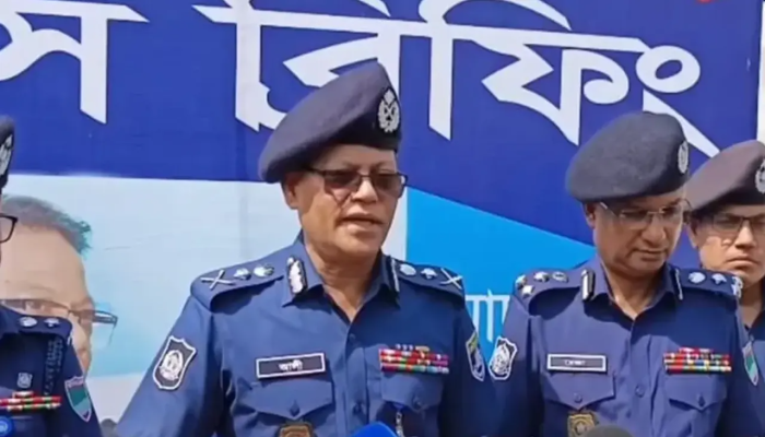সরকার অনুমোদন দিলে ক্রসফায়ার করতেও পিছপা হবে না পুলিশ: আইজিপি