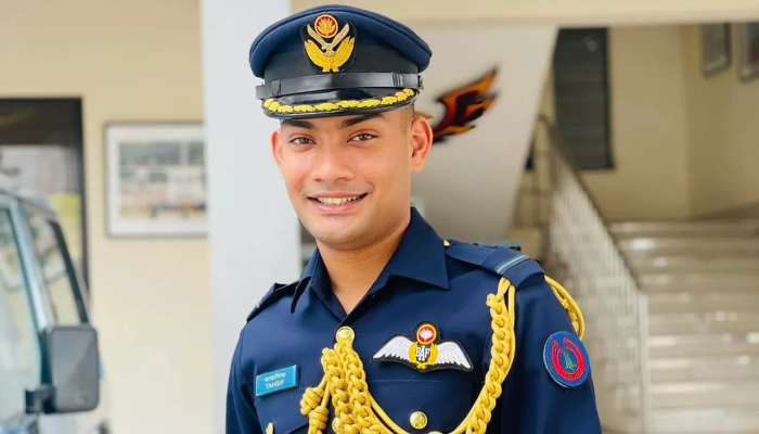 তাহসিফের জানাজা সম্পন্ন, উত্তরায় দাফন